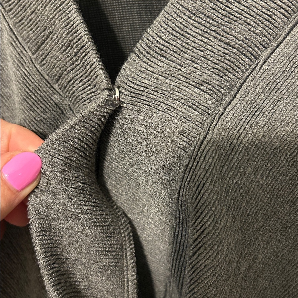 Gilli Charcoal V-Neck Sweater - Picture 5 of 7